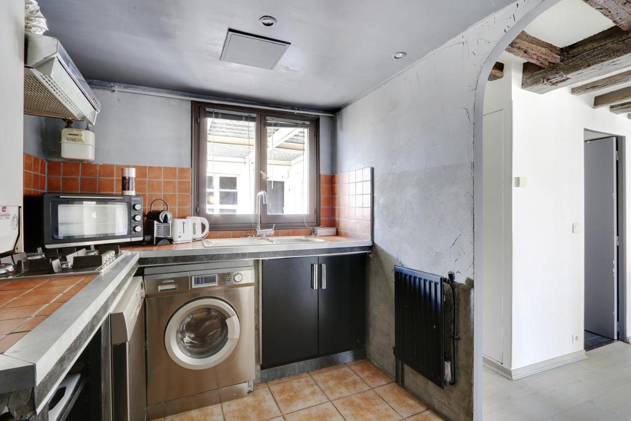 Pick A Flat'S Apartments In Le Marais - Rue Saint Merri Paris Eksteriør bilde